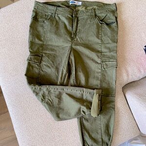 Old Navy High-rise Skinny jeans size 18